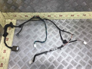 Проводка двери задней левой, Nissan Almera Tino 2000-2003