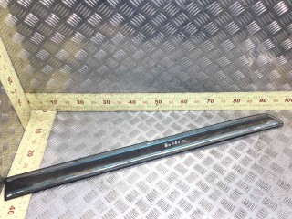 Молдинг двери передней левой, Land Rover Discovery 2004-2009
