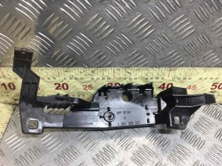 Крепление фары правой, ориг. номер 1301329337, Land Rover Range Rover 2002-2005