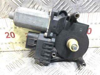 Моторчик стеклоподъемника задний левый, ориг. номер 0130821784, Audi A6 1997-2001