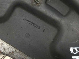 Кожух защитный тормозного диска, ориг. номер 2H0609075E, Volkswagen Amarok 2010-2016