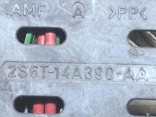 Блок реле, ориг. номер 2S6T14A390AA, Ford Fiesta 2001-2007