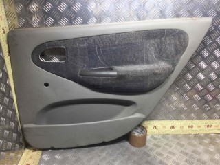 Обшивка двери задней правой (дверная карта) Renault Scenic RX4 1999-2003