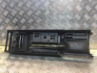 Подлокотник, ориг. номер 3B0863323B, Volkswagen Passat 1996-2001