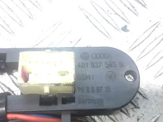 Блок реле, ориг. номер 4B1937545B, Audi A6 2001-2005