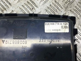 Бардачок, ориг. номер 6Q0858719A, Volkswagen Polo 2001-2005