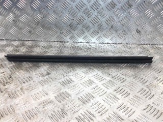 Молдинг двери задней правой, Land Rover Discovery 2004-2009