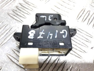 Кнопка стеклоподъемника заднего левого, ориг. номер 935782D000, Hyundai Sonata 2001-2013