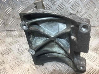 Кронштейн, ориг. номер 4M5Q19D624CC, Ford Focus 2004-2008