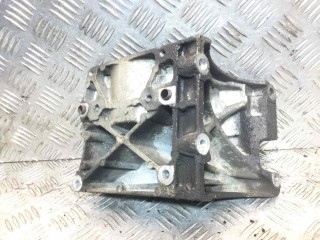 Кронштейн, ориг. номер 4M5Q19D624CC, Ford Focus 2004-2008