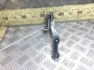 Петля капота правая, ориг. номер 57260SG0009P, Subaru Forester 2012-2015
