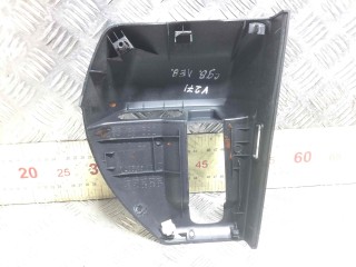 Накладка двери задней левой, ориг. номер C23568562, Mazda 5 2002-2009