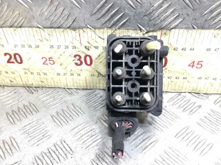 Блок клапанов пневмоподвески, ориг. номер A2513200058, Mercedes GL 2006-2009