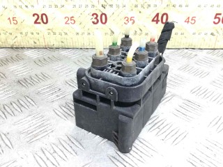 Блок клапанов пневмоподвески, ориг. номер A2513200058, Mercedes GL 2006-2009