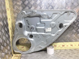 Стеклоподъемник задний правый Ford Focus 2007-2011