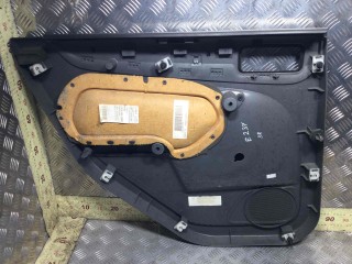Обшивка двери задней правой (дверная карта), ориг. номер 1715833, Ford Focus 2007-2011