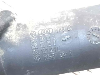 Фланец (тройник) системы охлаждения, ориг. номер 038121121D, Volkswagen Golf 2003-2009