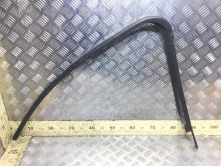 Накладка двери передней правой Ford C-MAX 2003-2007