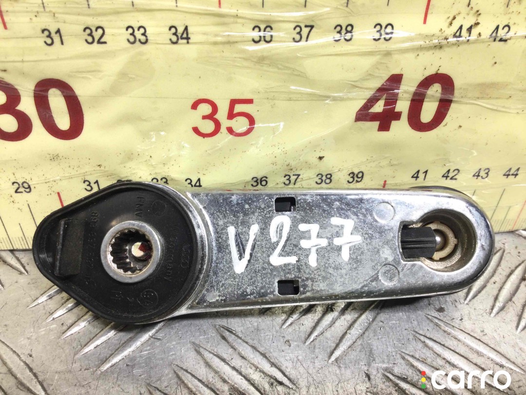 Ручка стеклоподъемника Audi A4 1994-1999, седан, левый руль, 893837597, фото 2