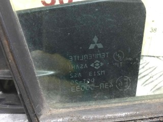 Форточка передняя правая, Mitsubishi Space Runner 1995-1999