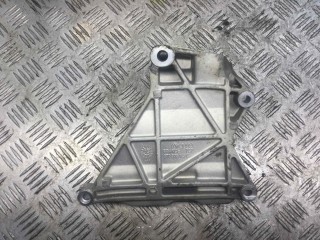 Кронштейн Volkswagen Touareg 2002-2007
