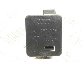 Активатор замка багажника, ориг. номер 4A0959905, Audi A4 1999-2001