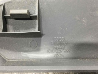 Обшивка крышки багажника, ориг. номер 8L0867977, Audi A3 1996-2000