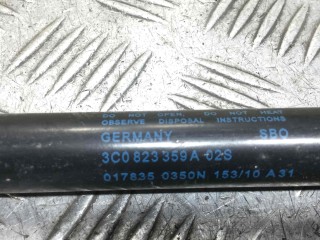 Амортизатор капота, ориг. номер 3C0823359A, Volkswagen Passat 2005-2010