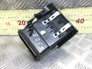 Дефлектор обдува салона, ориг. номер 05924001, Mercedes C-klasse 2007-2011