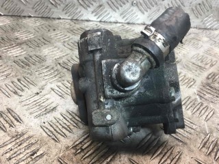 Насос гидроусилителя руля, ориг. номер 8D0145155T, Audi A4 1999-2001