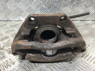 Суппорт передний правый Nissan Kubistar 2003-2008