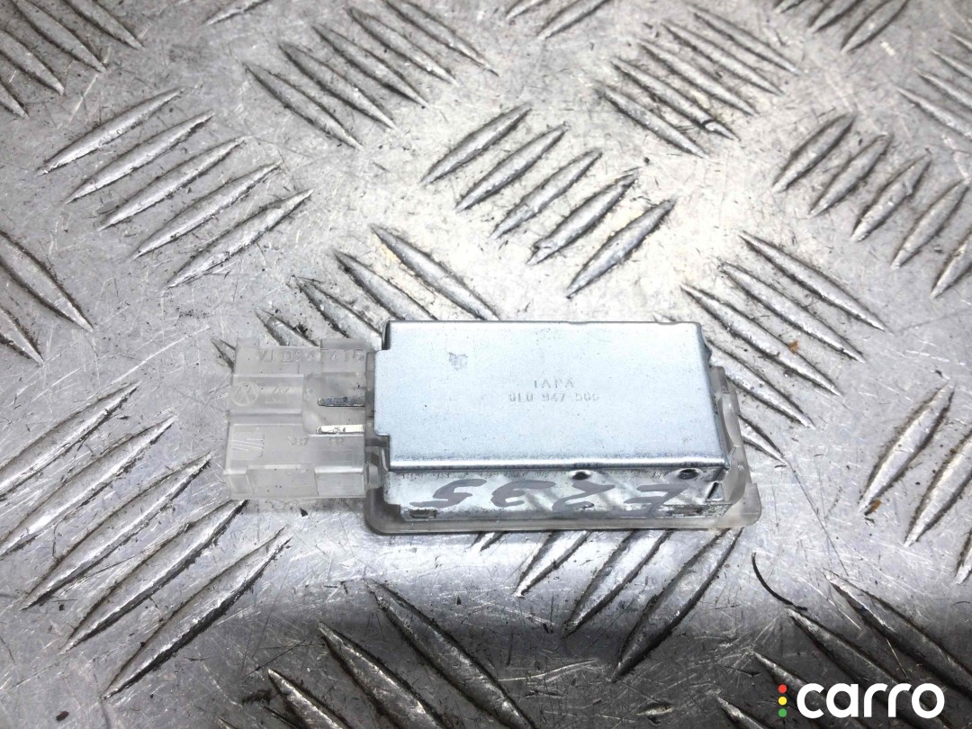 Фонарь салона (плафон) Volkswagen Touareg 2002-2007, 7L0947415, фото 3