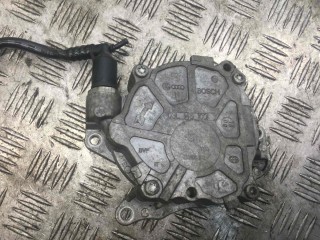 Насос вакуумный, ориг. номер 03L145100, 03L145100F, Volkswagen Golf 2003-2009