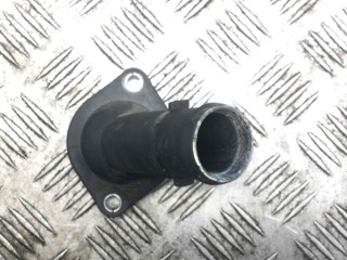 Фланец (тройник) системы охлаждения, ориг. номер 03L121121, Volkswagen Golf 2003-2009