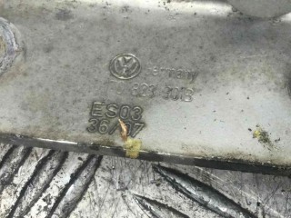 Петля капота левая, ориг. номер 1T0823301B, Volkswagen Caddy 2004-2010