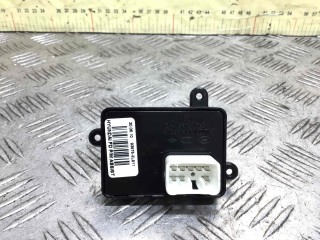 Кнопка стеклоподъемника переднего левого, ориг. номер 935752L911, Hyundai i30 2007-2010