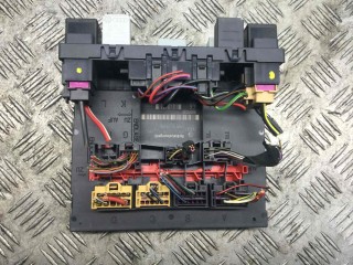 Блок комфорта, ориг. номер 3C0937049AH, Volkswagen Passat 2005-2010