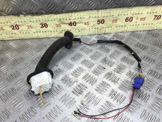 Проводка двери передней правой, Suzuki Swift 1996-2004