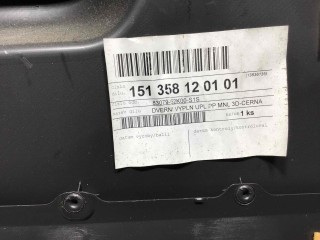 Обшивка двери передней правой (дверная карта), ориг. номер 8371062KA1BWM, 8371062KC1BWM, Suzuki Swift 1996-2004