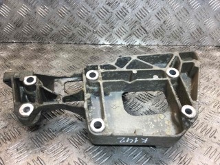 Кронштейн генератора, ориг. номер 06F903143F, 06F905143F, Audi A3 2003-2005