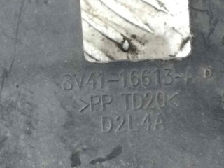 Решетка радиатора, ориг. номер 8V4116613AD, 8V4116613A, Ford Kuga 2008-2013