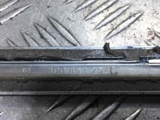 Молдинг двери задней правой, ориг. номер 3C0853754C, Volkswagen Passat 2005-2010