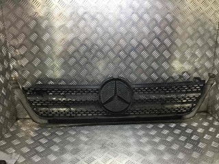 Рамка решетки радиатора, Mercedes Sprinter 2000-2006