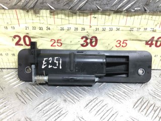 Ручка открывания багажника, ориг. номер A1647400493, Mercedes GL 2006-2009