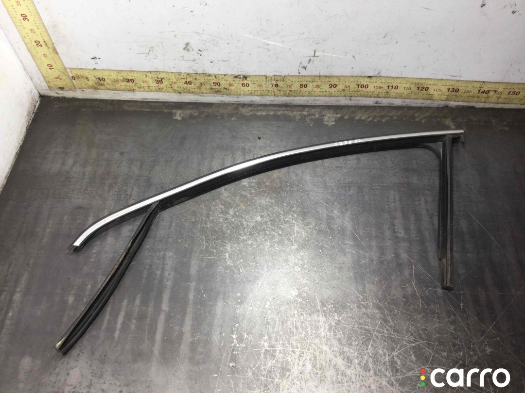 Молдинг двери передней левой Volkswagen Passat 2005-2010, седан, 3C4837643B, фото 1