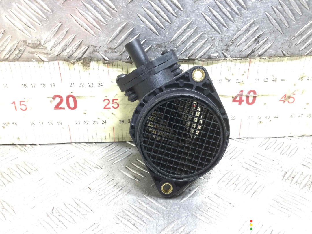 Расходомер воздуха Volkswagen Passat 1996-2001, 06A906461D, фото 2