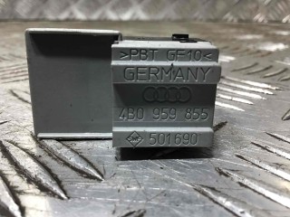 Кнопка стеклоподъемника заднего правого, ориг. номер 4B0959855, Audi A6 1997-2001