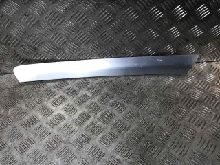 Молдинг двери задней левой Mercedes ML 2005-2008, A1643200522