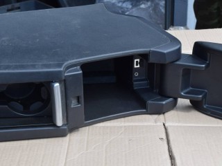 центральный подлокотник, ориг. номер 39855367, 39855305, 30755732, Volvo XC60 1 поколение 2008-2013