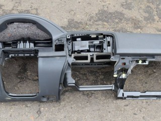 панель передняя салона (торпедо), Volvo XC60 1 поколение 2008-2013